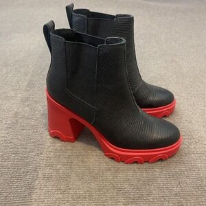 Sorel Chelsea Boots Womens Size 6.5 Black Red Rubber Block Heel Ankle NL4351-010